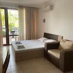 Private In Emerald Rawda