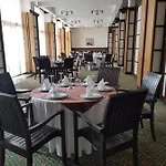 Private In Emerald Aparthotel Rawda