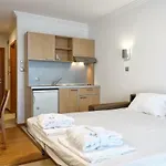 Aparthotel Private In Emerald 4*