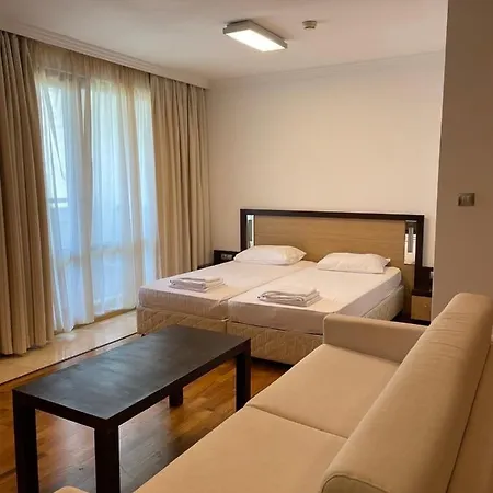 Private In Emerald 4* Равда
