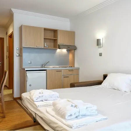 Апартхотел Private In Emerald 4*