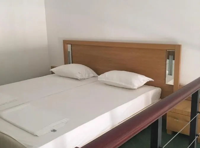 Private In Emerald 아파트호텔 4*