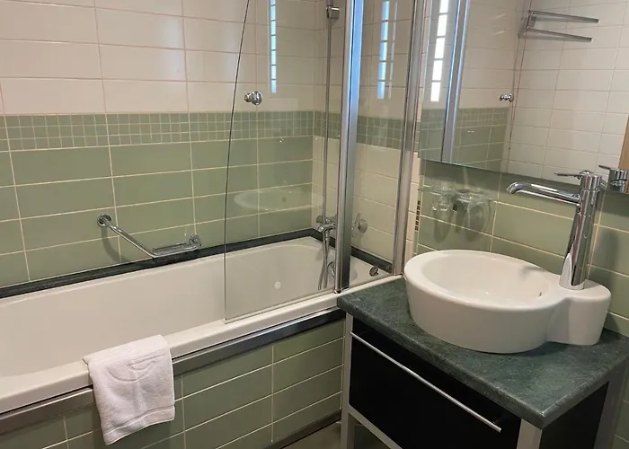 Private In Emerald 아파트호텔