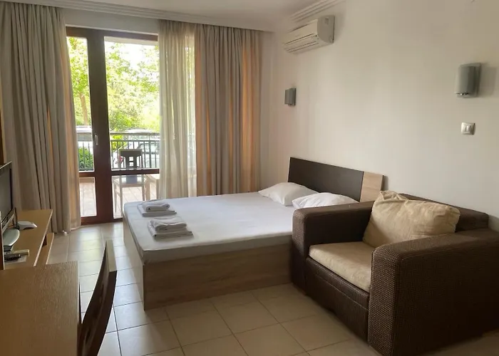 Private In Emerald 라브다