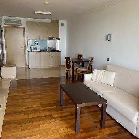 Aparthotel Private In Emerald