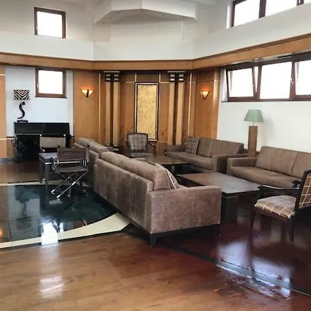 Private In Emerald Ξενοδοχείο με διαμερίσματα Ράβντα