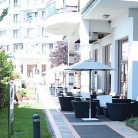 Private In Emerald Ξενοδοχείο με διαμερίσματα 4*