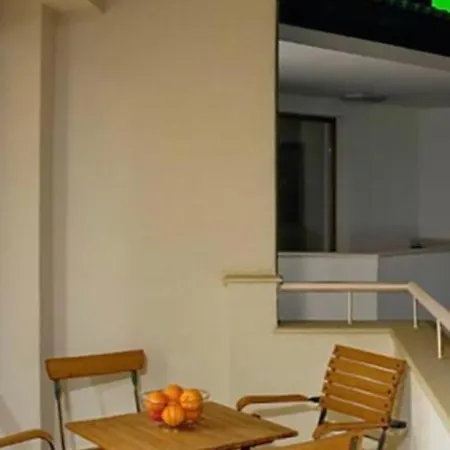 Private In Emerald Aparthotel