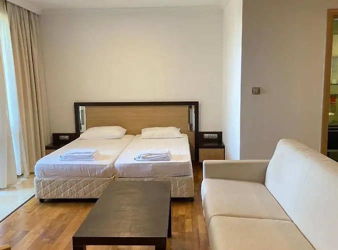 Aparthotel Private In Emerald Ravda